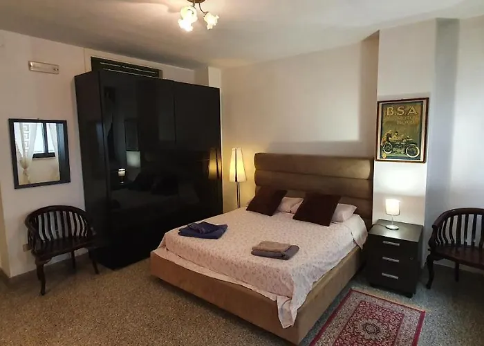 Castle Area Old Town Flat With Terrace And 2 *