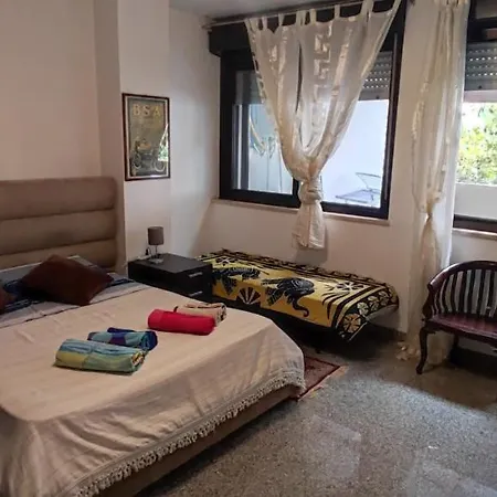 Apartment Castle Area Old Town Flat With Terrace And 2 Bari